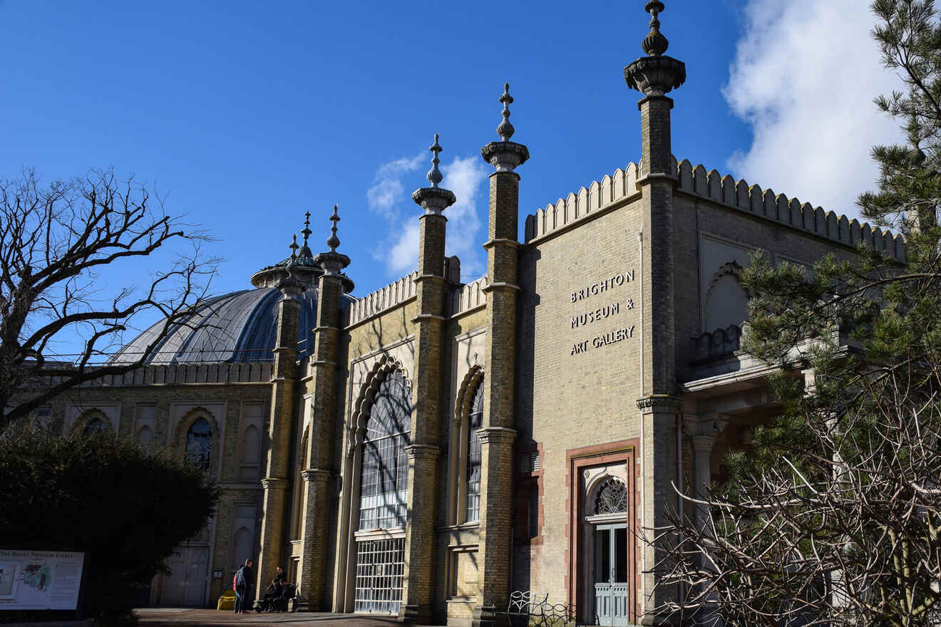 2.3 Brighton Museum Art Gallery