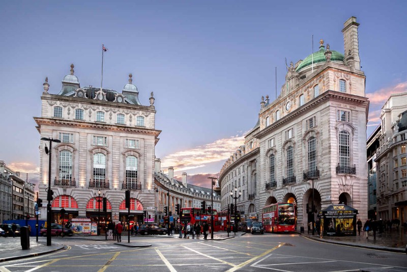 The 24 Best Streets in London You Must Visit!