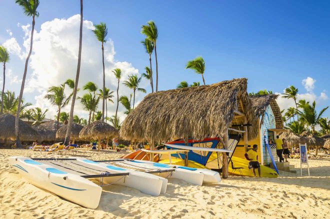 Aruba vs. Jamaica: Where Should You Spend Your Vacation?