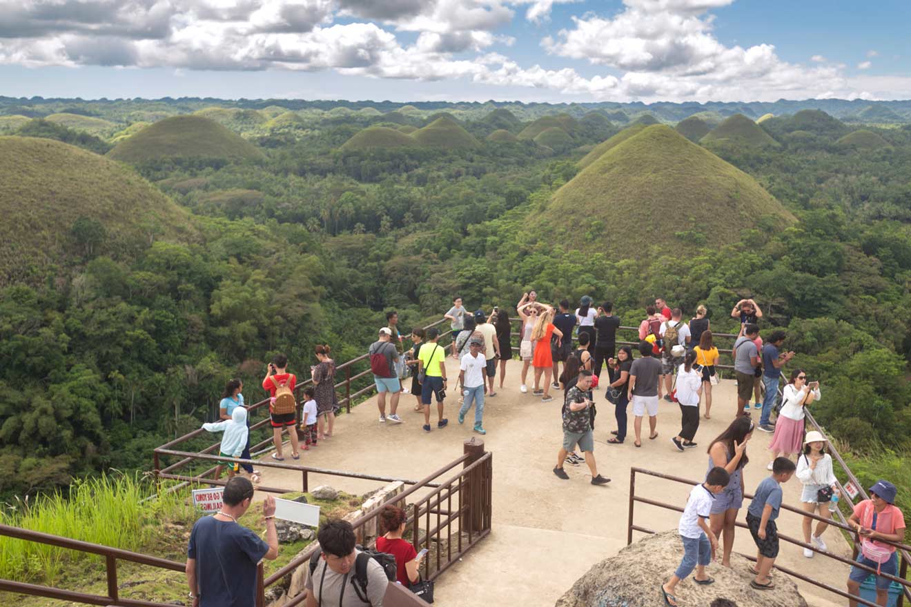 4 Explore the Chocolate Hills