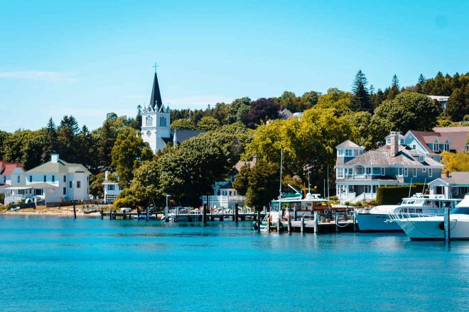 Where to Stay on Mackinac Island + the Top Lake View Hotels