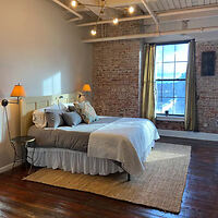 0 2%20Lux%20Loft%20Downtown City%20Airbnb%20with%20amazing%20reviews