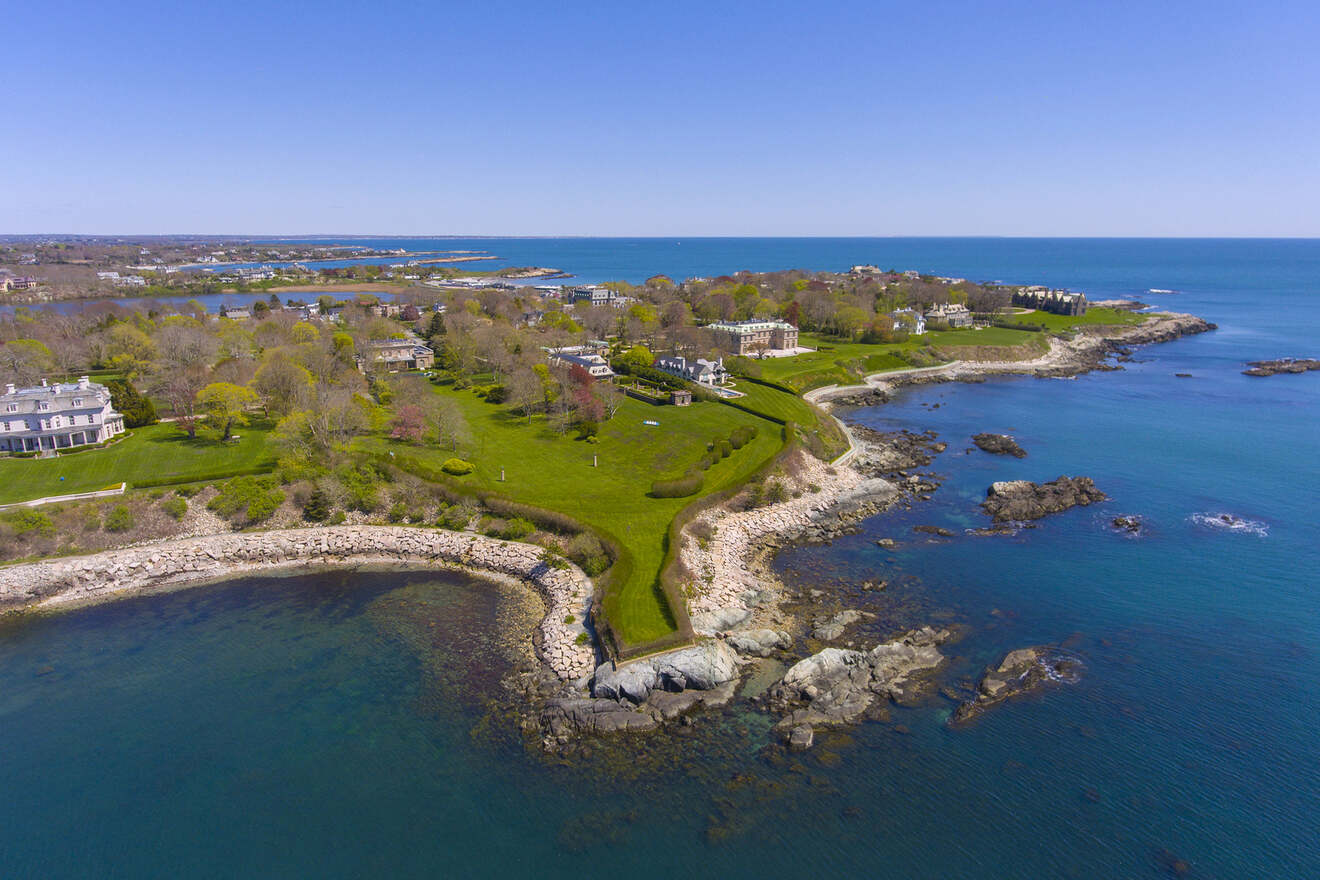 4 Best beachfront hotels in Rhode Island