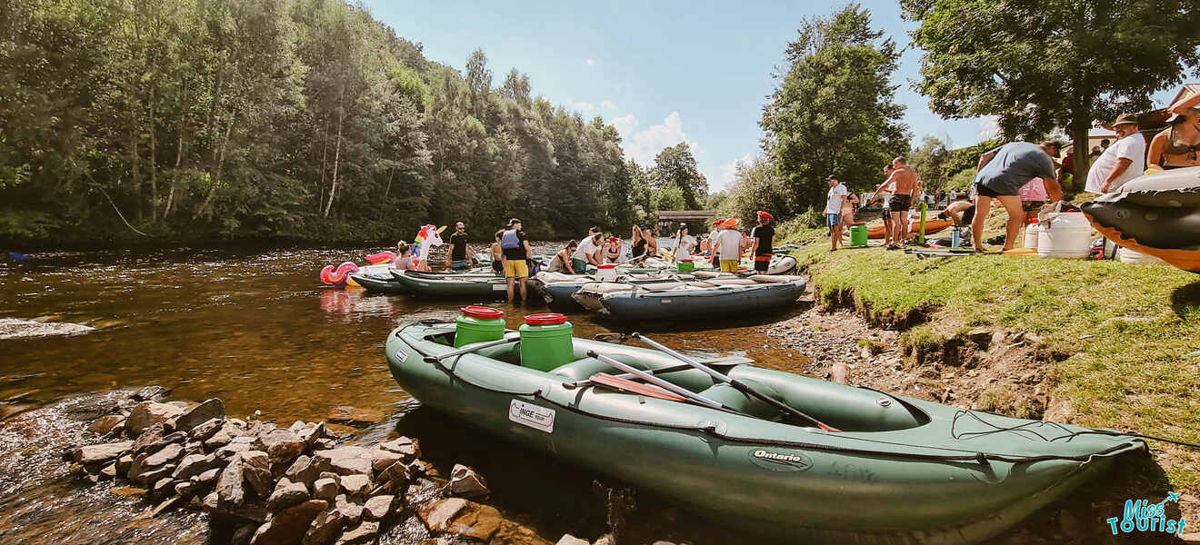 6 cesky krumlov vltava river rafting and boat tour