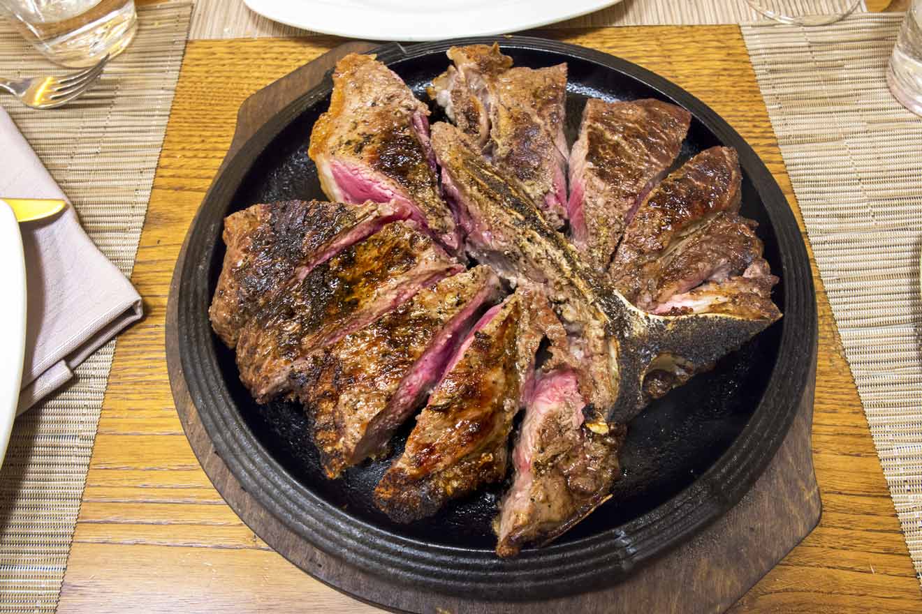 Best places to eat traditional food like Florentine Steak