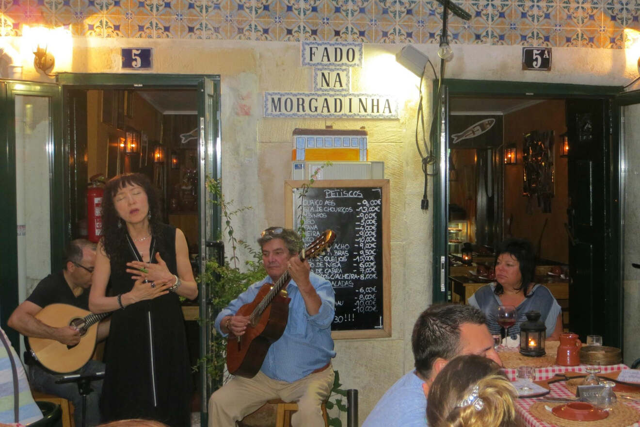 band singing and people sitting at the table