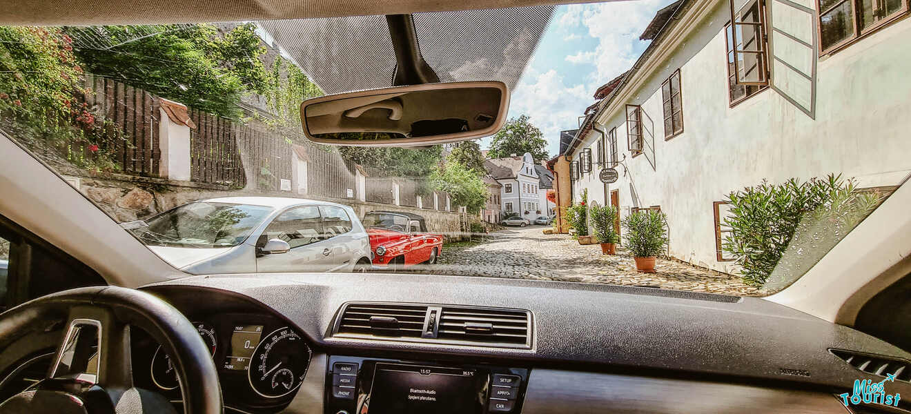 How to get to Cesky Krumlov renting car in Prague