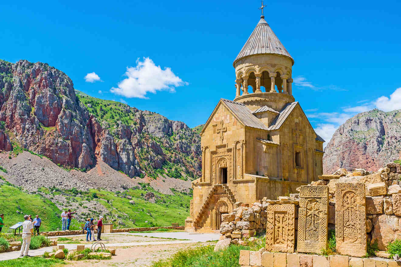 14 noravank monastery opening hours