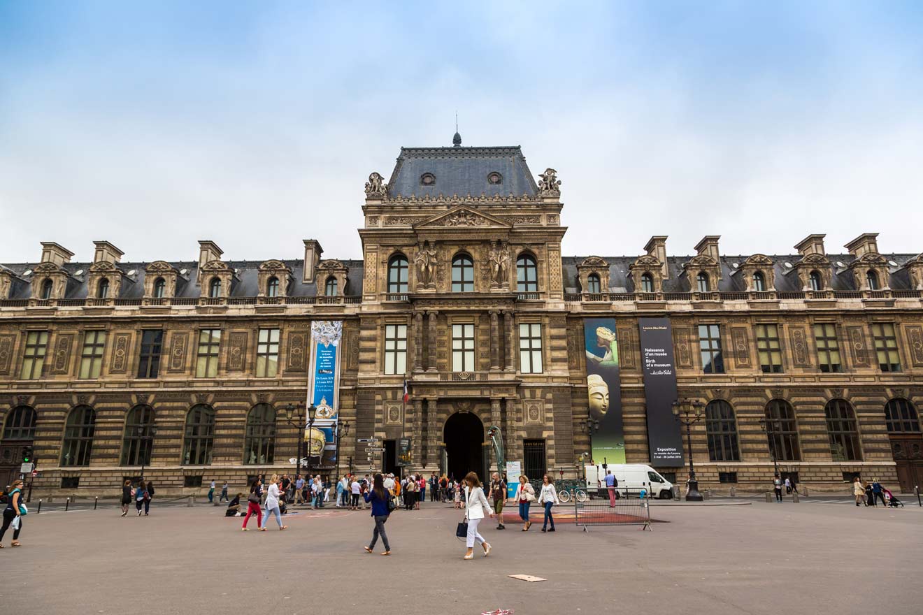 Did you know? Why is the Palais Royal - Musée du Louvre metro so original?  