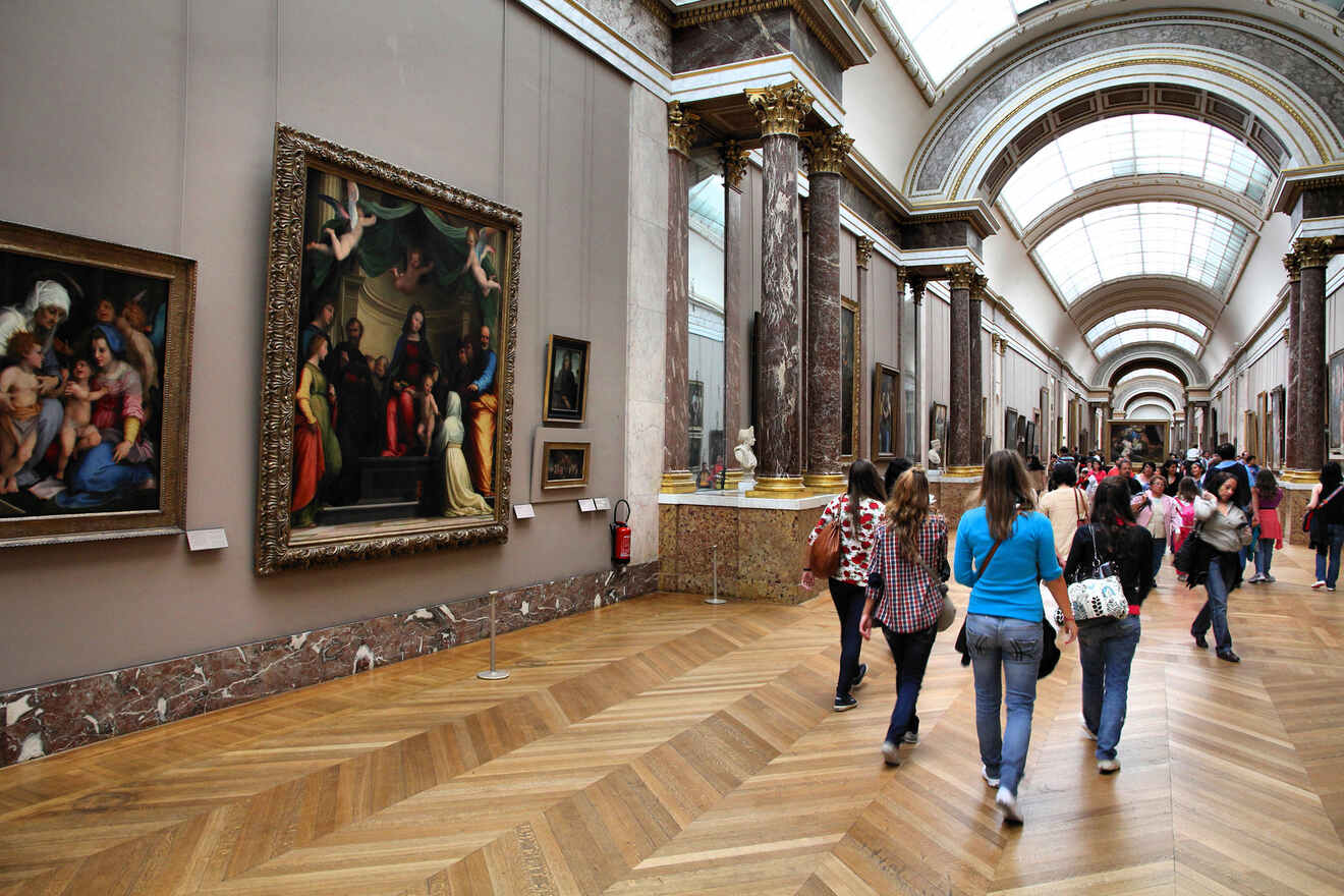 8 Facilities inside the Louvre Museum