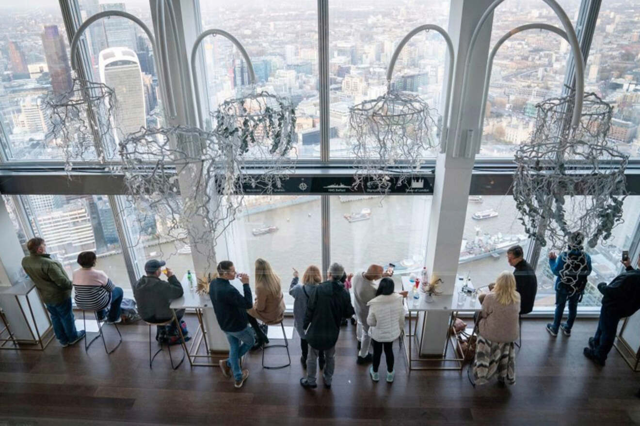 Souvenirs drinks in the Shard