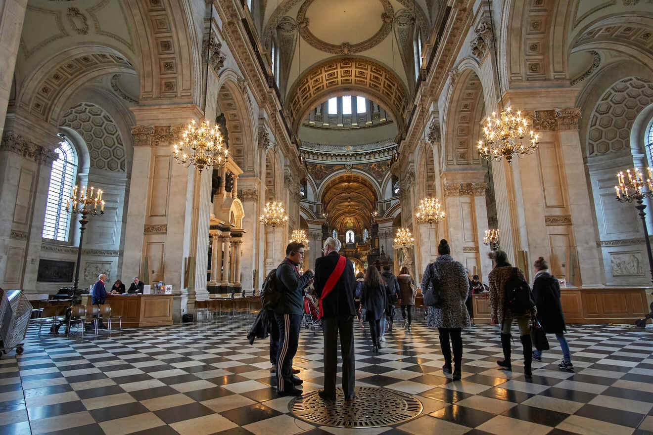 2 Best guided tour St. Pauls Cathedral