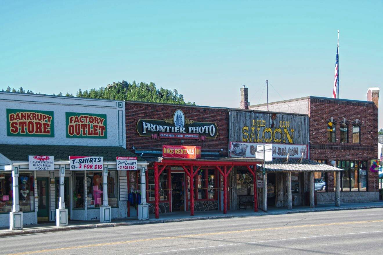 4 Custer where to stay near Mt. Rushmore for outdoor lovers