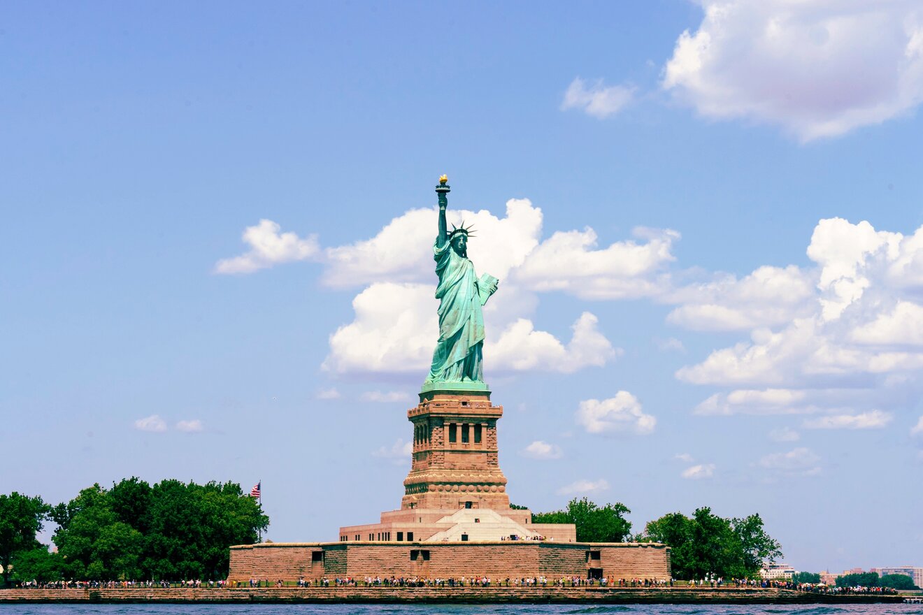 4 Combo tours Statue of Liberty