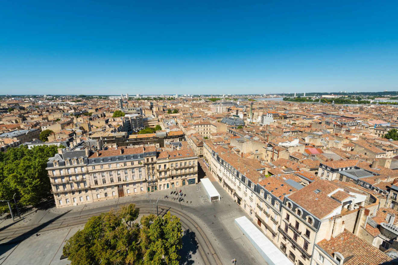 A view of Bordeaux from the top of a building 