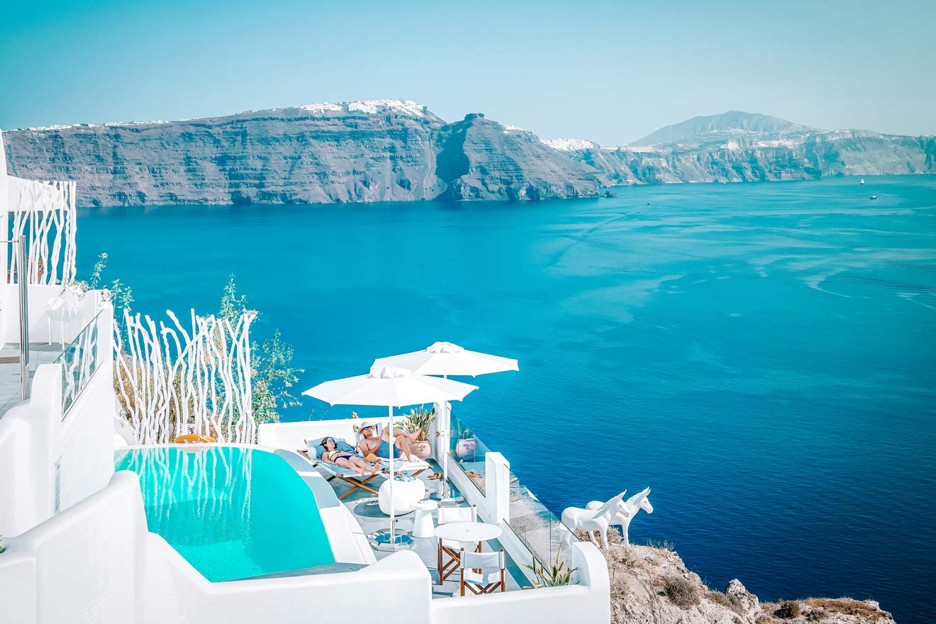 24 DREAMY Santorini Hotels With A Private Pool 2024   Santorini Hotels With A Private Pool 660x440@2x 