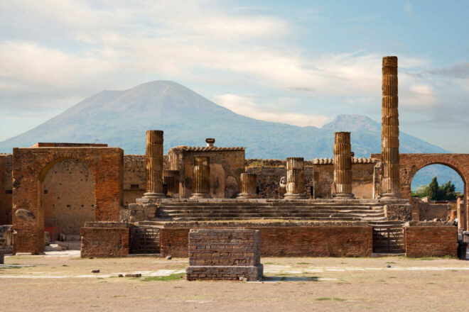 9 Perfect Pompeii Tours • from Rome, Naples & Pompeii + DIY