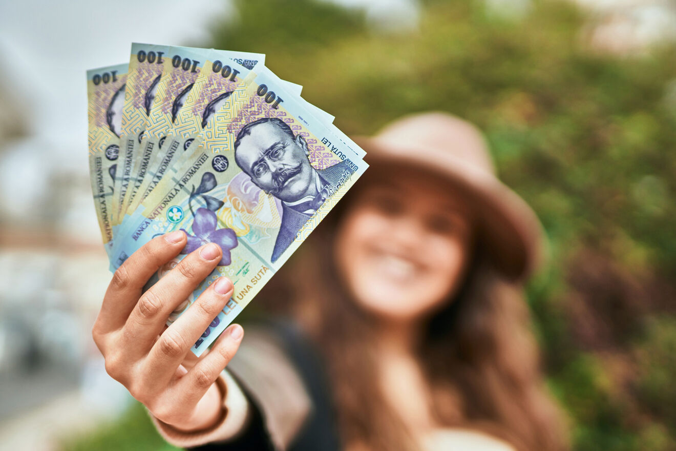 8 money in Romania