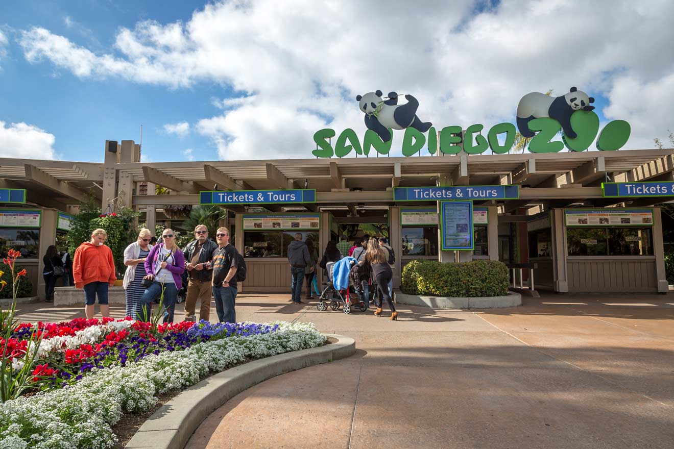 entrance to the san diego zoo