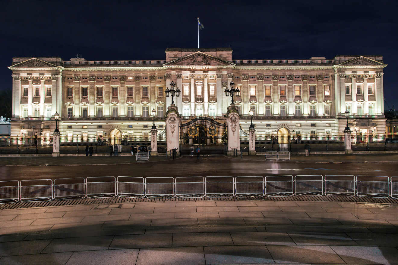 1 Royal Day Out ticket Buckingham Palace