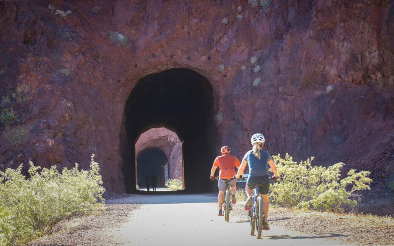 4 hoover dam tours by bike