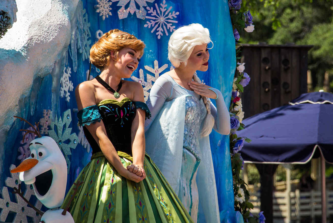 Elsa and Ana acting
