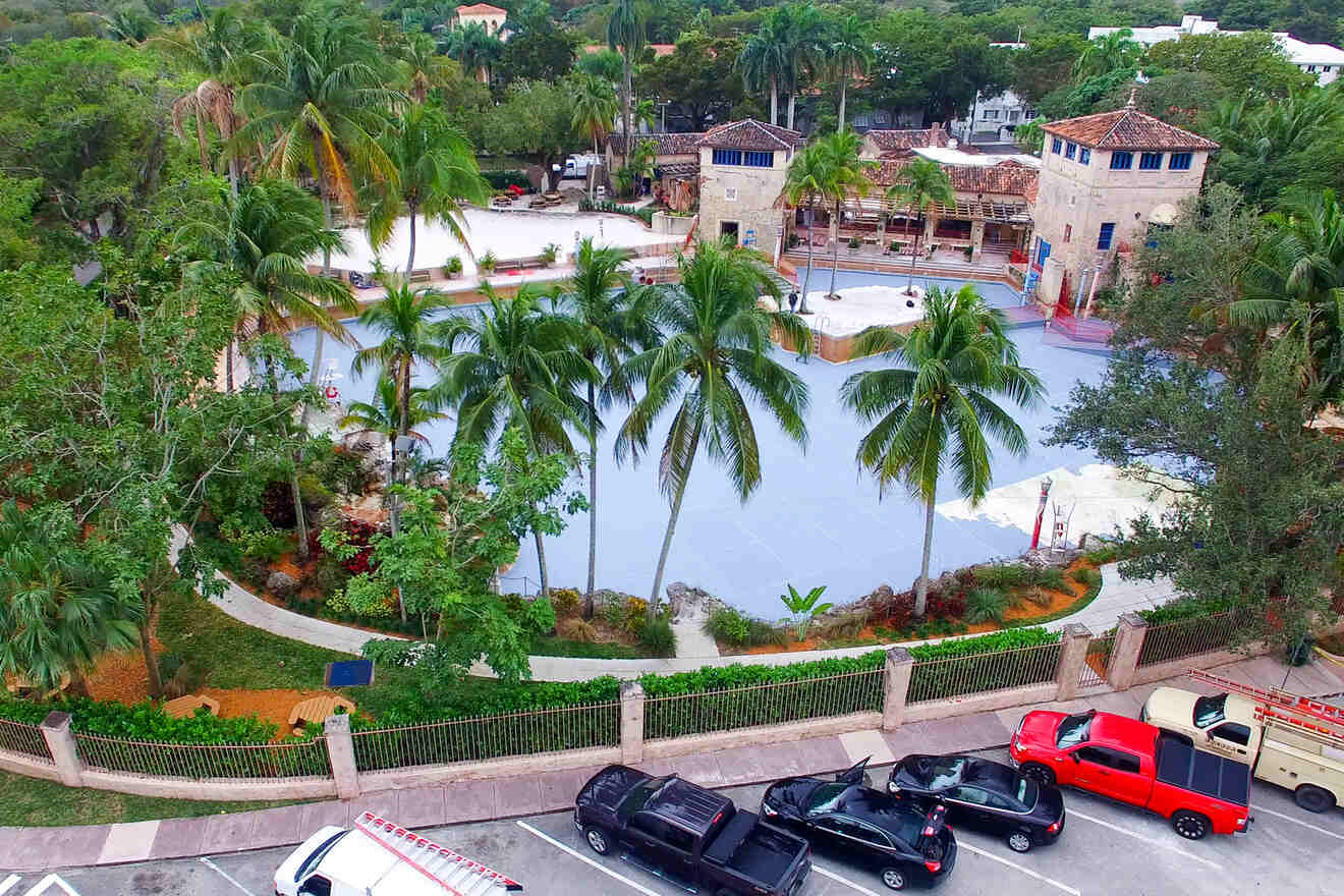 swimming pool and parked cars at the Venetian pool