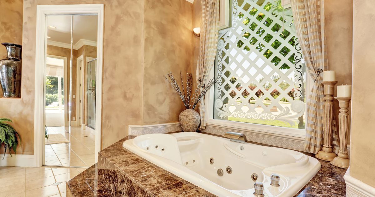 18 Hotels with a Jacuzzi in the Room in Maine ️ Update 2024