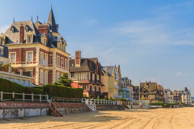 10 TOP Hotels In Deauville → Options For All Budgets