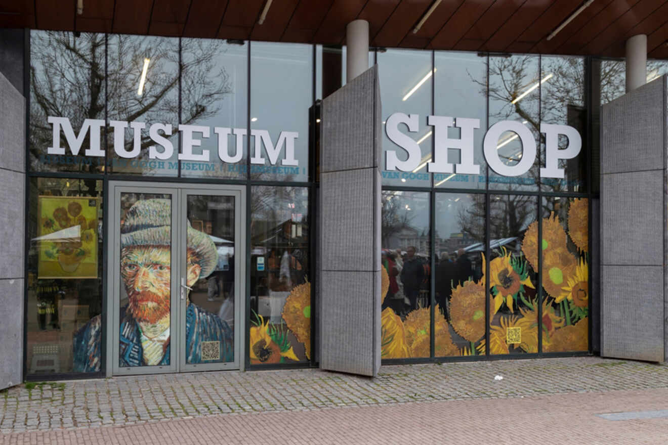 5.6 Facilities nearby Rijksmuseum