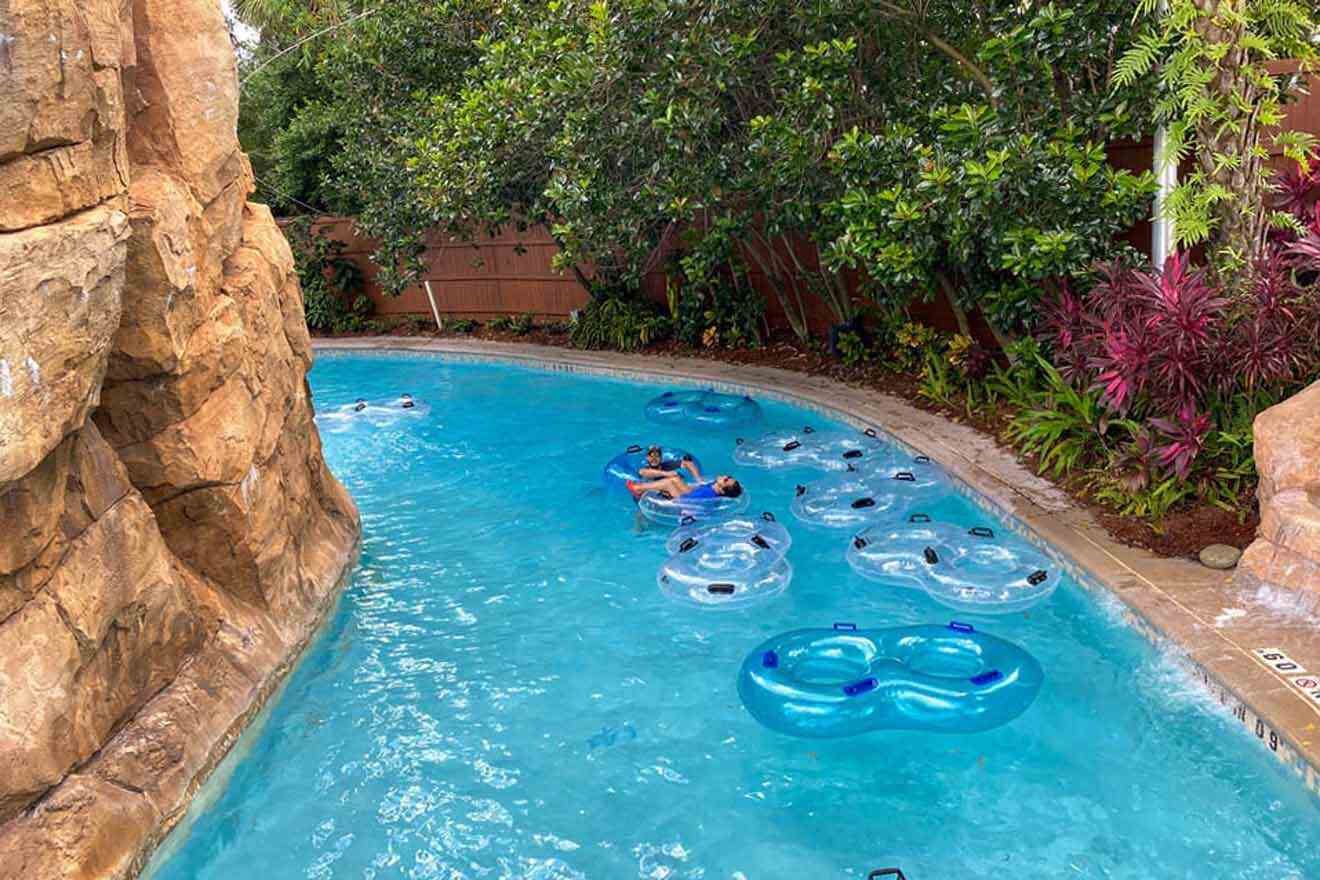 14 Hotels with Lazy Rivers in Texas +Hotels near Waterparks