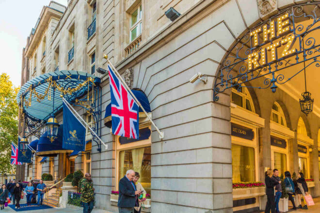Luxurious Hotels In London 660x440 