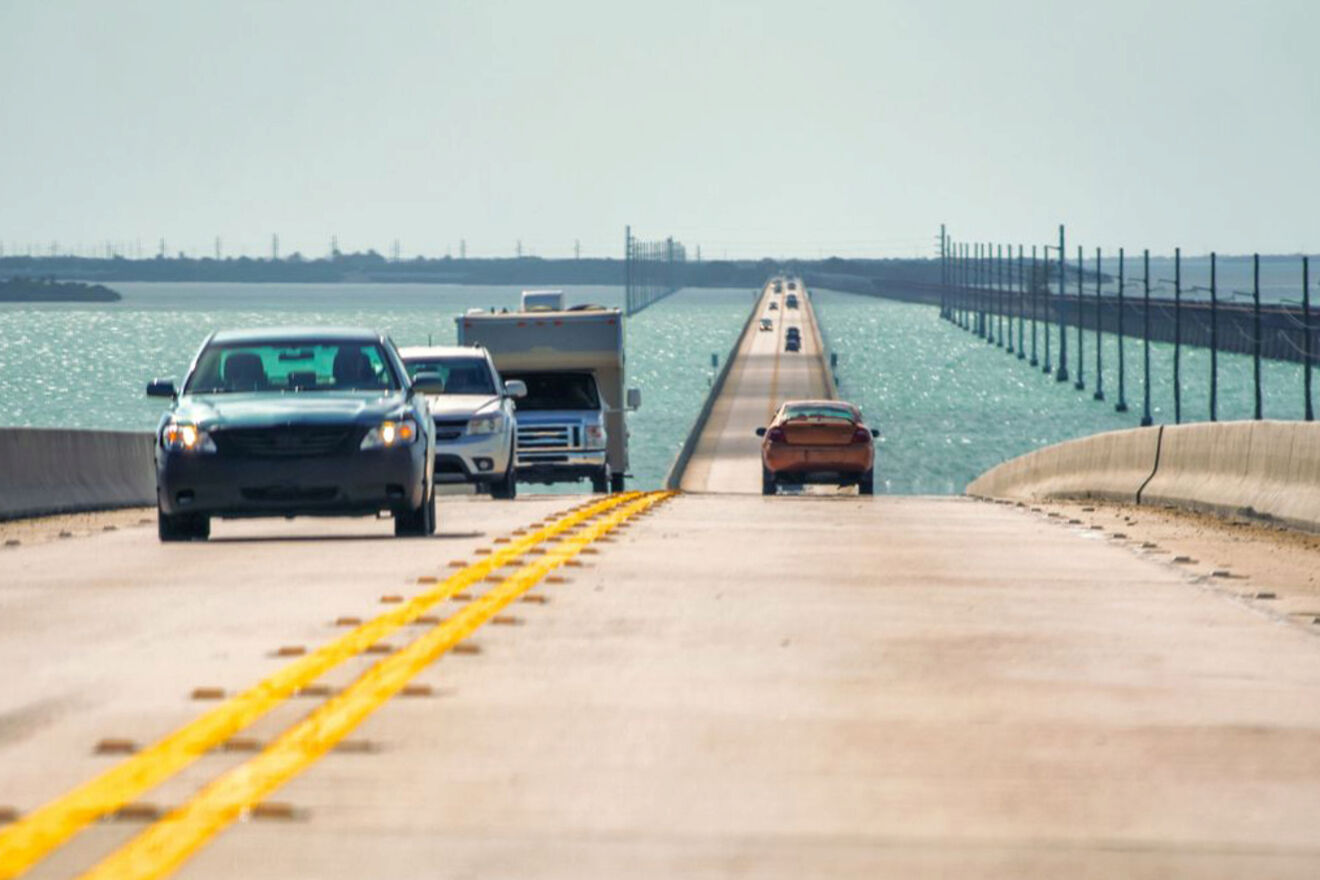 image of Overseas Highway Florida and cars on the road 