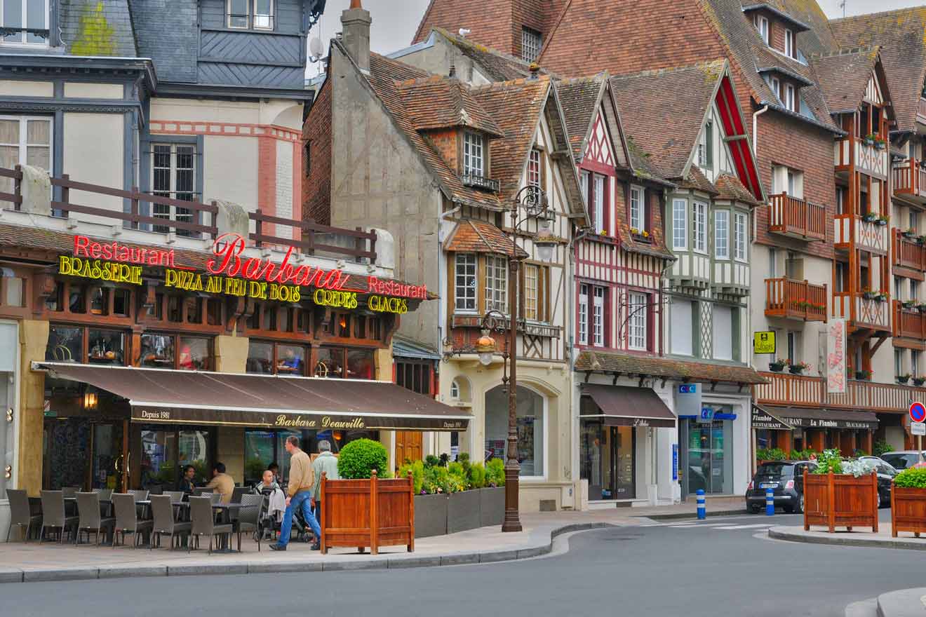 Restaurant in Deauville street