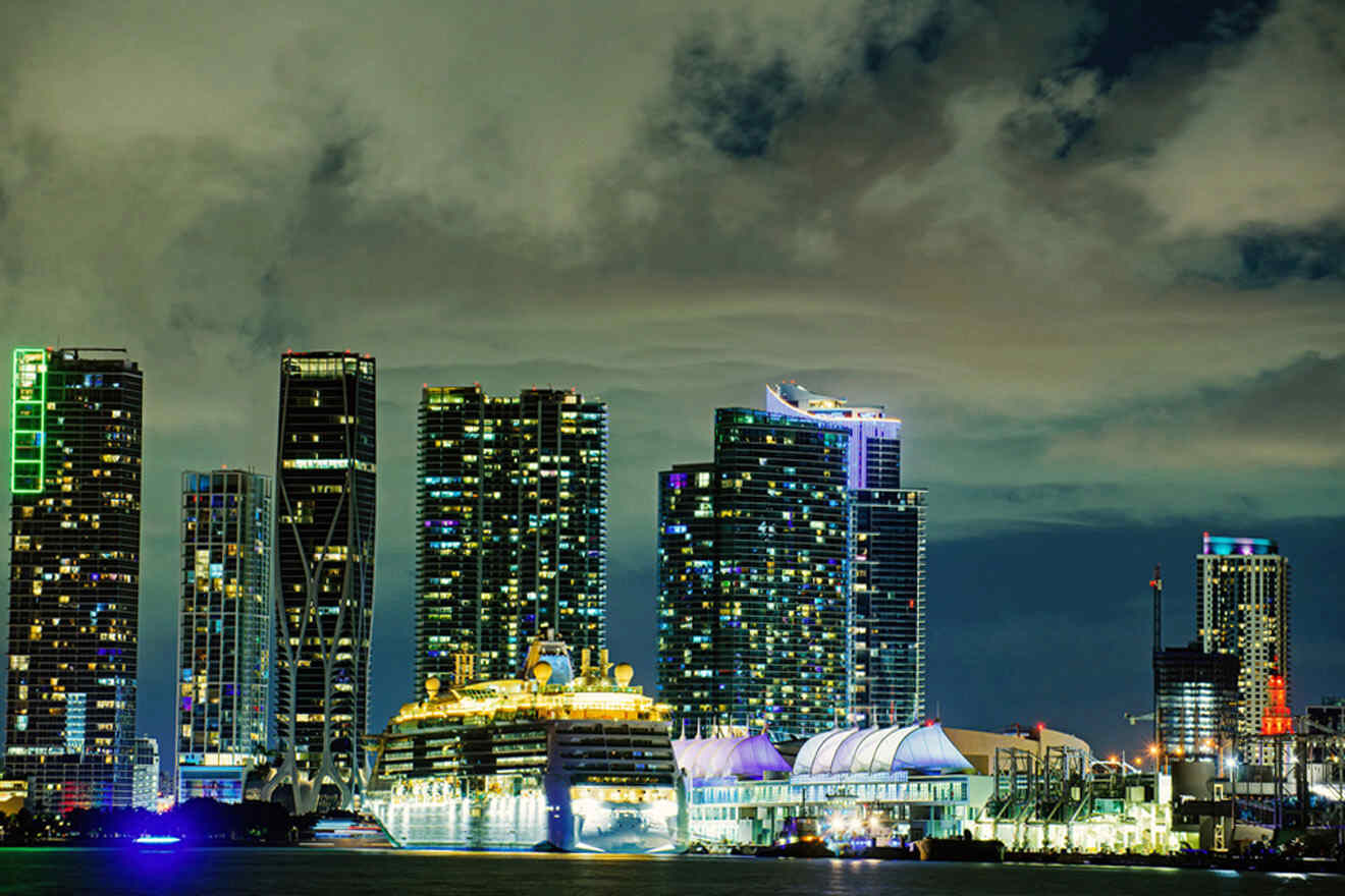 Miami cruise at night