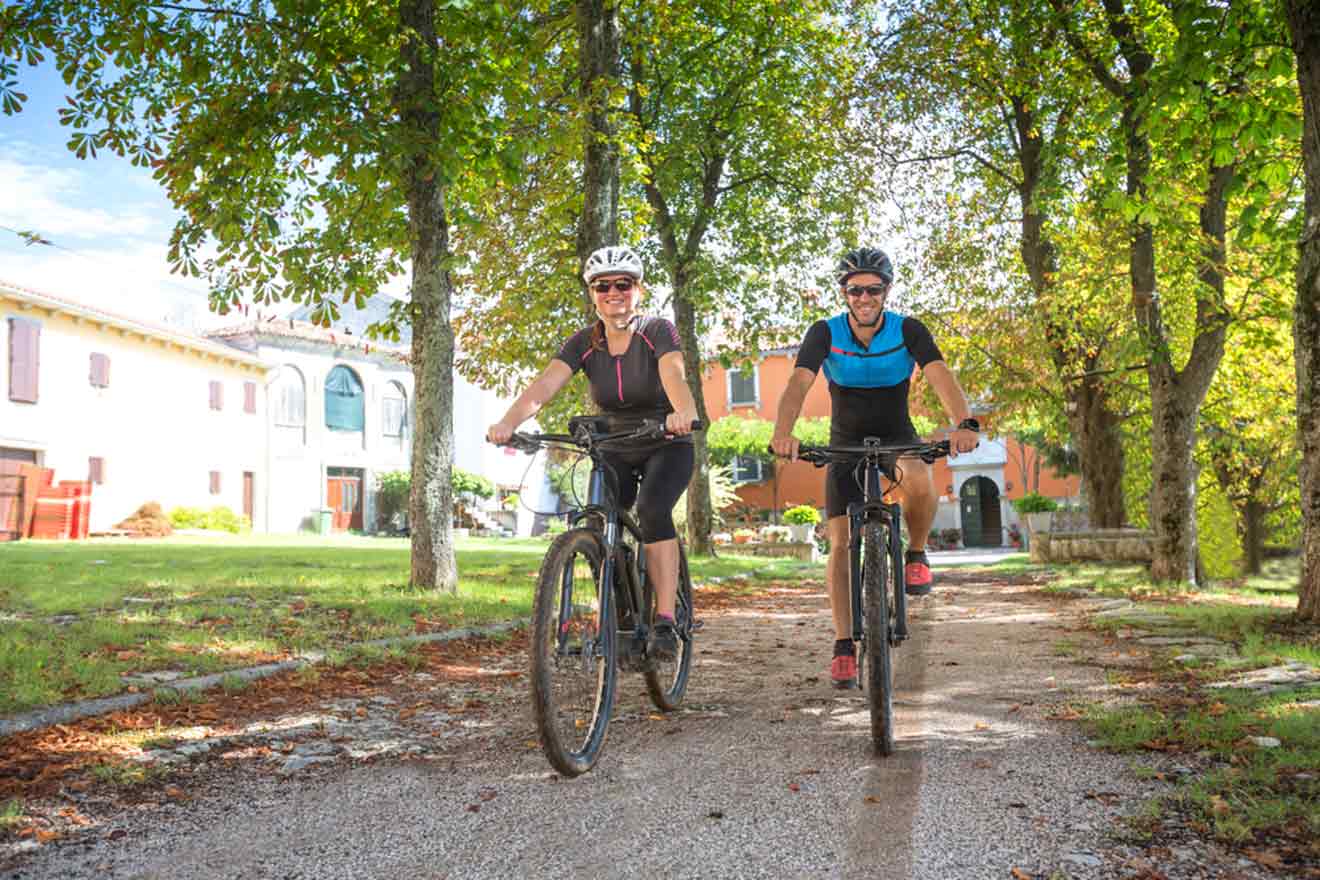 2 people on bikes