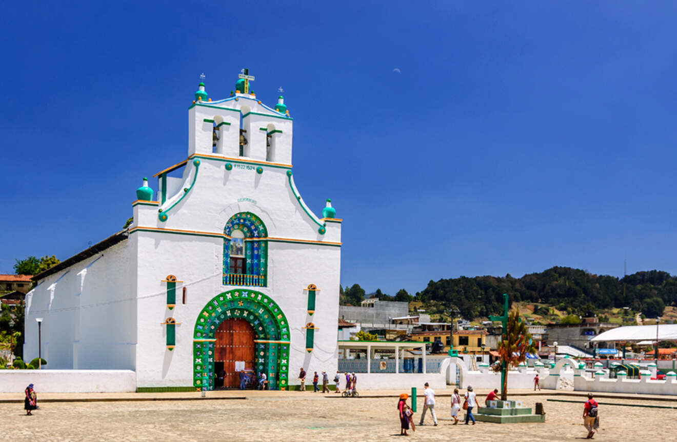The church in the center of San Juan Chamula 
