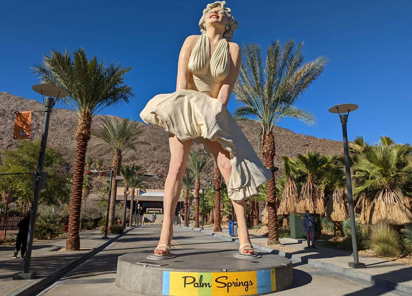 Marilyn Monroe statue in Palm Springs