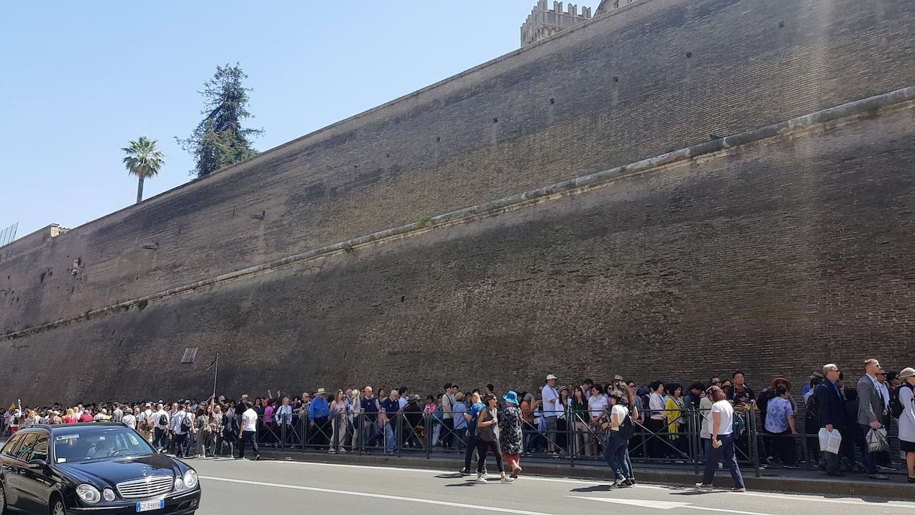 Vatican museums lines