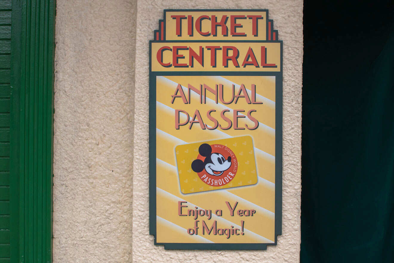 ticket central sign at Hollywood Studios 