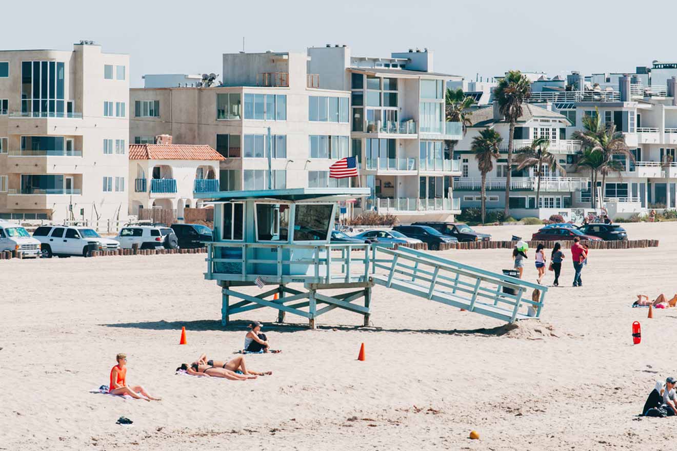 Lifeguard shack on Venice Beach