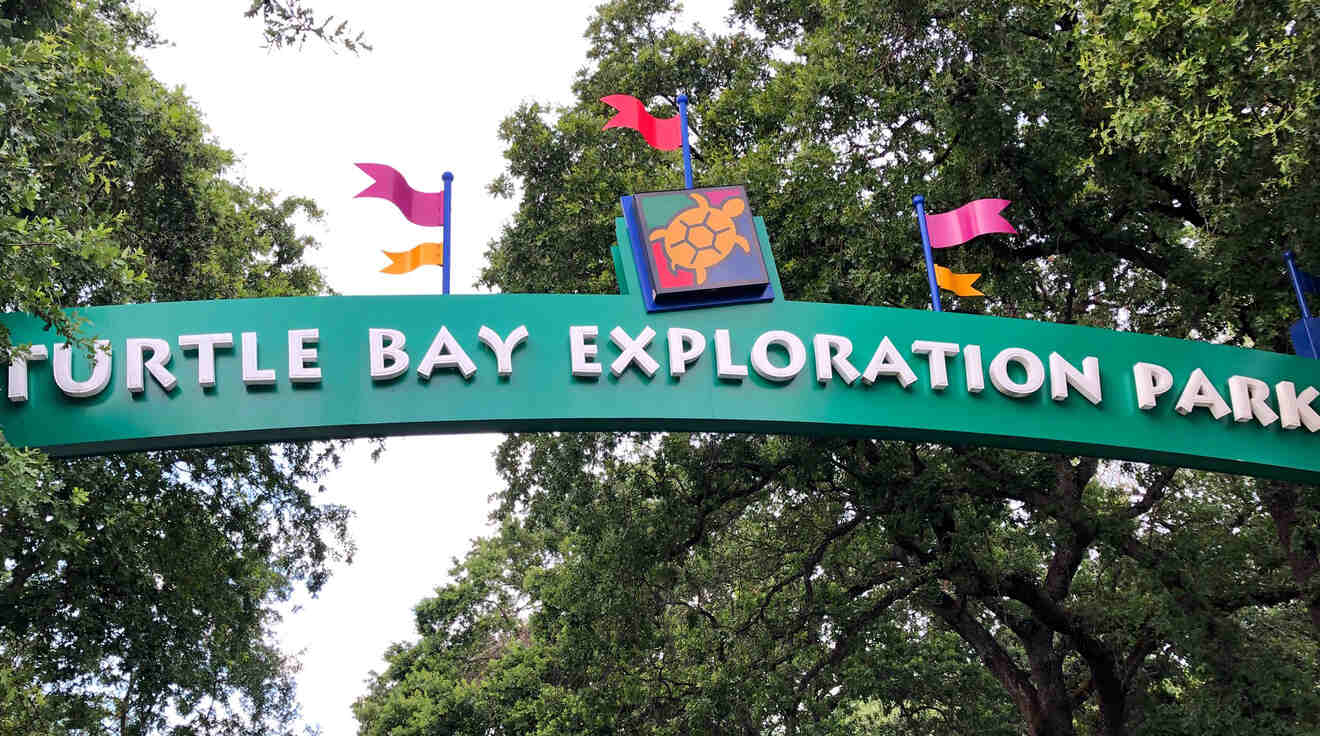 Entrance sign of Turtle Bay Exploration Park