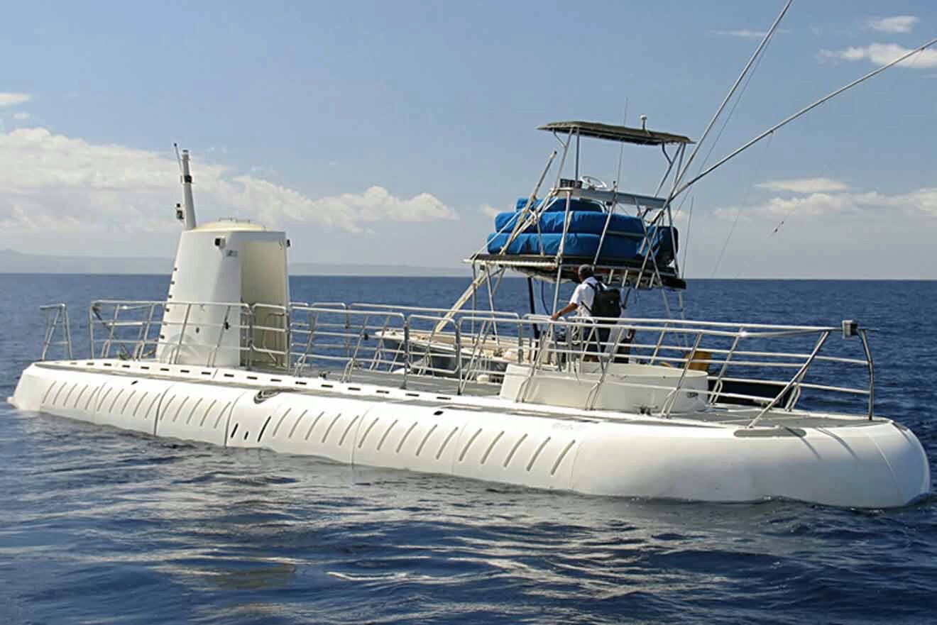 white submarine in the ocean