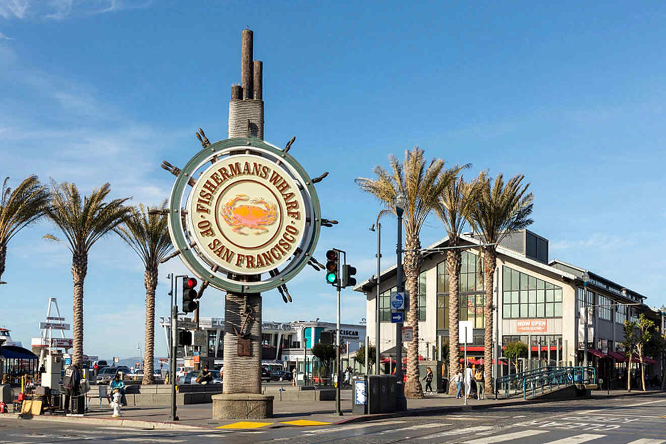 Walking Around Pier 39 & Fisherman's Wharf In San Francisco