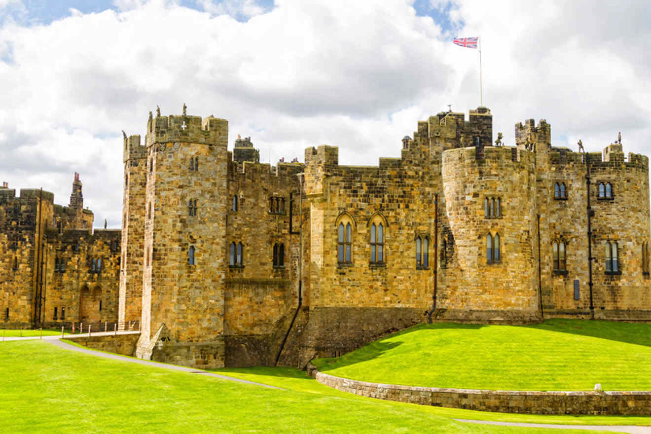 Alnwick Castle as Featured in Harry Potter and Scottish Borders Day Trip  from Edinburgh