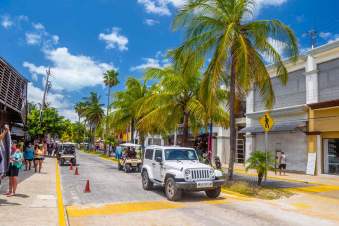 renting car in cancun tips