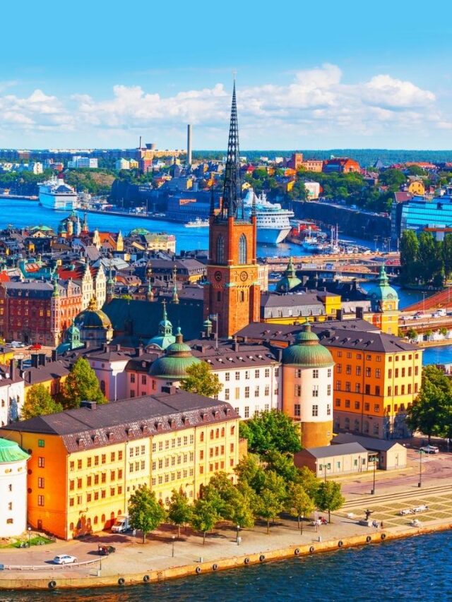 tourist stay in stockholm