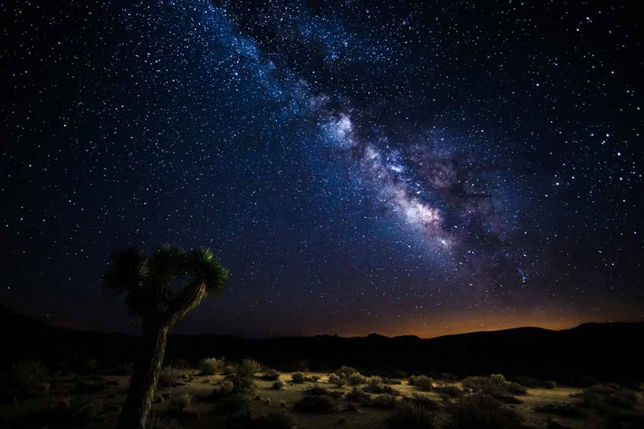 milky way viewed from death valley