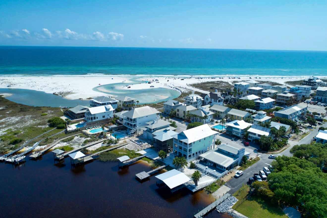 An aerial view of the beach and houses.