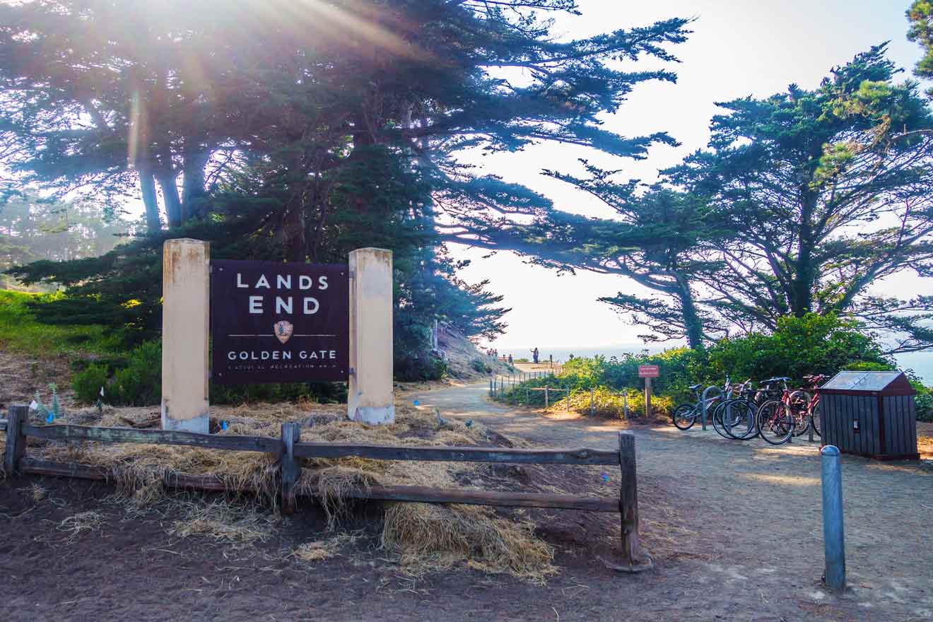 A sign that says land's end in san francisco.
